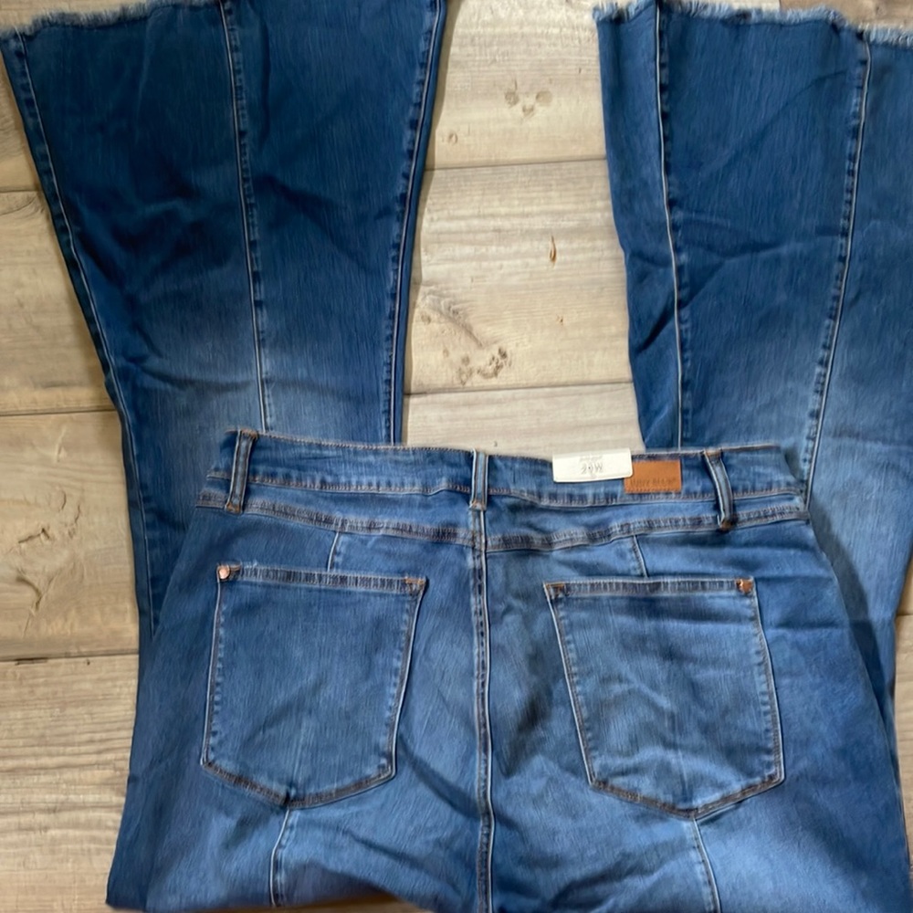 Women’s plus size clothing